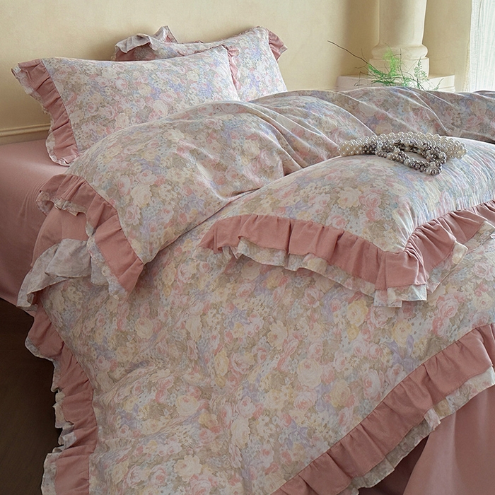 91家纺网 家纺一手货源 找家纺 乐美家纺 2025新款全棉纯棉法式双层纱花边四件套 暖阳绿意