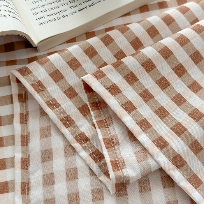 91家纺网 家纺一手货源 找家纺 十一家居 2025年新款ins无印风A类云朵亲肤水洗棉单床单——眠语系列 豆沙小格