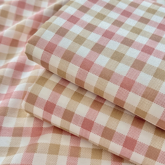 91家纺网 家纺一手货源 找家纺 十一家居 2025年新款ins无印风A类云朵亲肤水洗棉单床单——眠语系列 粉咖小格