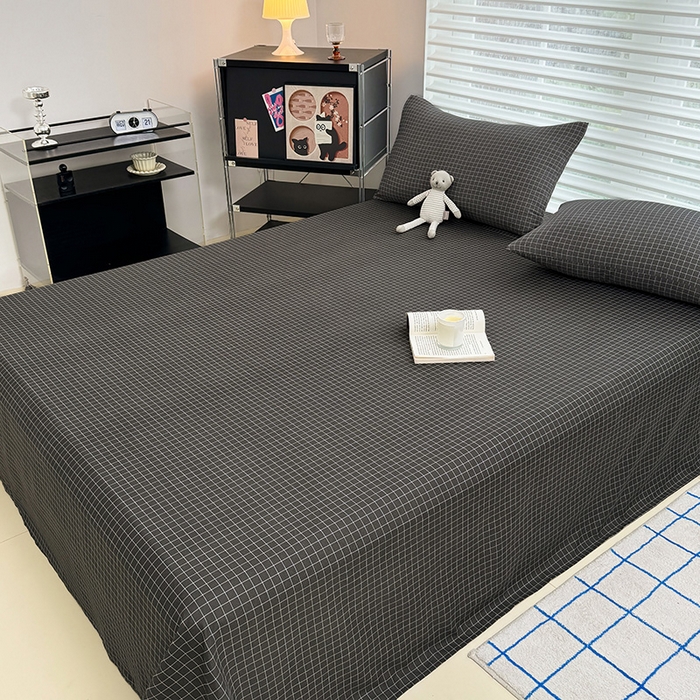 91家纺网 家纺一手货源 找家纺 十一家居 2025年新款ins无印风A类云朵亲肤水洗棉单床单——眠语系列 黑小格