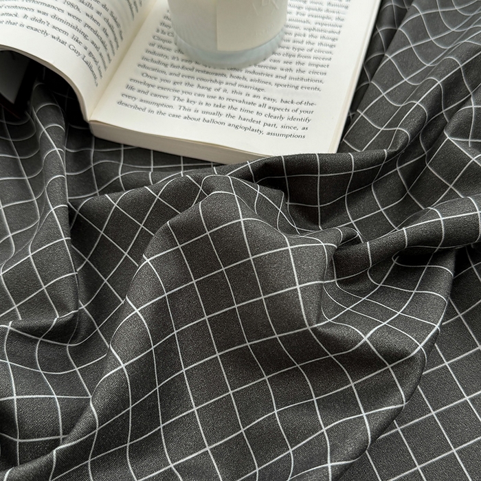 91家纺网 家纺一手货源 找家纺 十一家居 2025年新款ins无印风A类云朵亲肤水洗棉单床单——眠语系列 黑小格