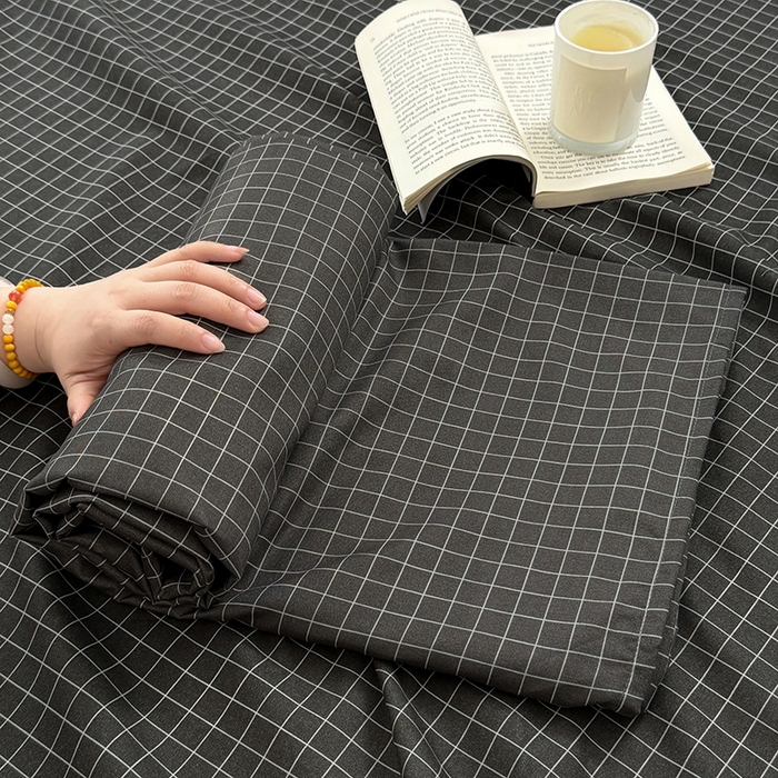 91家纺网 家纺一手货源 找家纺 十一家居 2025年新款ins无印风A类云朵亲肤水洗棉单床单——眠语系列 黑小格