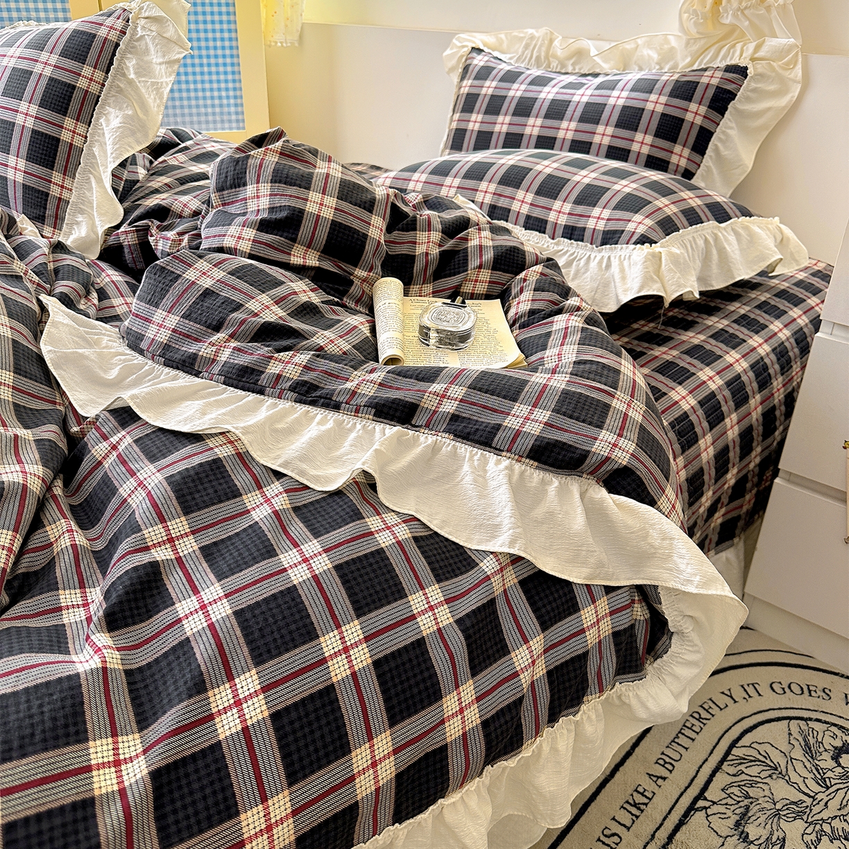 91家纺网 家纺一手货源 找家纺 美梦家纺2025新款皱皱纱花边被套床盖四件套 幻夜