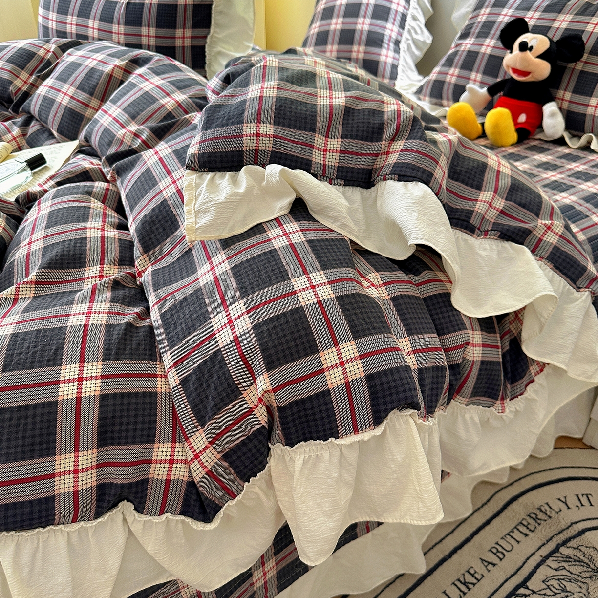 91家纺网 家纺一手货源 找家纺 美梦家纺2025新款皱皱纱花边被套床盖四件套 幻夜