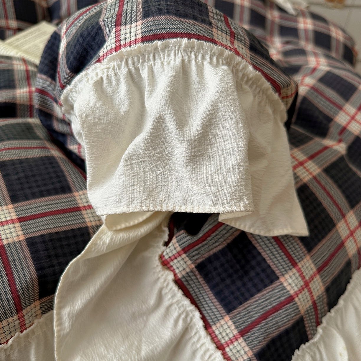 91家纺网 家纺一手货源 找家纺 美梦家纺2025新款皱皱纱花边被套床盖四件套 幻夜