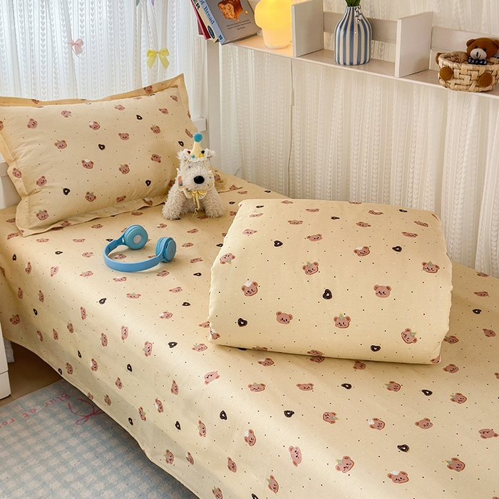 91家纺网 家纺一手货源 找家纺 拾物记 2025新款A类全棉纯棉棉印花学生宿舍三件套上下铺三件套-第二批 皇家学院-黄