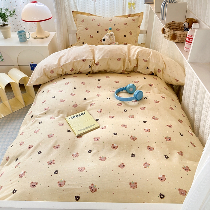 91家纺网 家纺一手货源 找家纺 拾物记 2025新款A类全棉纯棉棉印花学生宿舍三件套上下铺三件套-第二批 皇家学院-黄