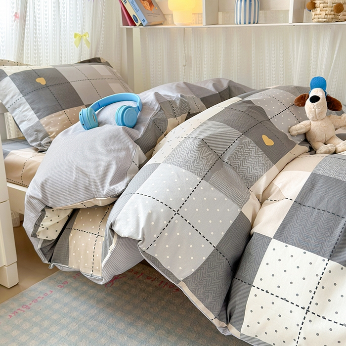 91家纺网 家纺一手货源 找家纺 拾物记 2025新款A类全棉纯棉棉印花学生宿舍三件套上下铺三件套-第二批 积木电台-咖