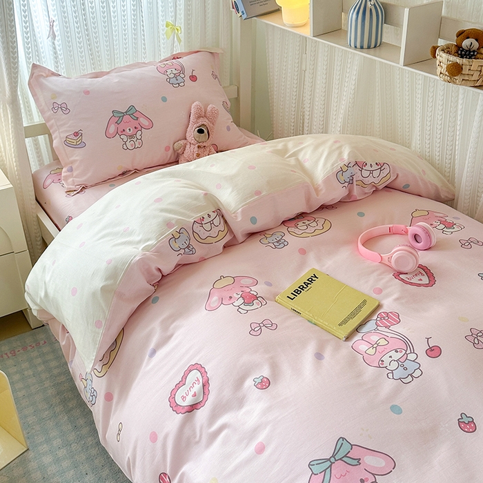 91家纺网 家纺一手货源 找家纺 拾物记 2025新款A类全棉纯棉棉印花学生宿舍三件套上下铺三件套-第二批 可乐贝儿