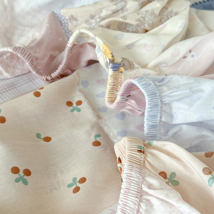 91家纺网 家纺一手货源 找家纺 拾物记 2025新款A类全棉纯棉棉印花学生宿舍三件套上下铺三件套-第二批 快乐聚会