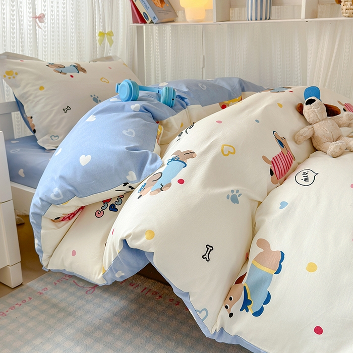 91家纺网 家纺一手货源 找家纺 拾物记 2025新款A类全棉纯棉棉印花学生宿舍三件套上下铺三件套-第二批 童趣蜜歌