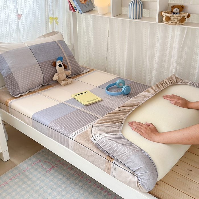 91家纺网 家纺一手货源 找家纺 拾物记 2025新款A类全棉纯棉棉印花学生宿舍三件套上下铺三件套-第二批 阳光沙漠-灰