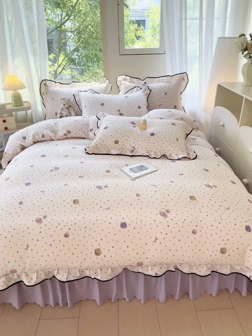 91家纺网 家纺一手货源 找家纺 上尚居 2025新款简约时尚木棉云感皱皱纱四件套 点点莓果