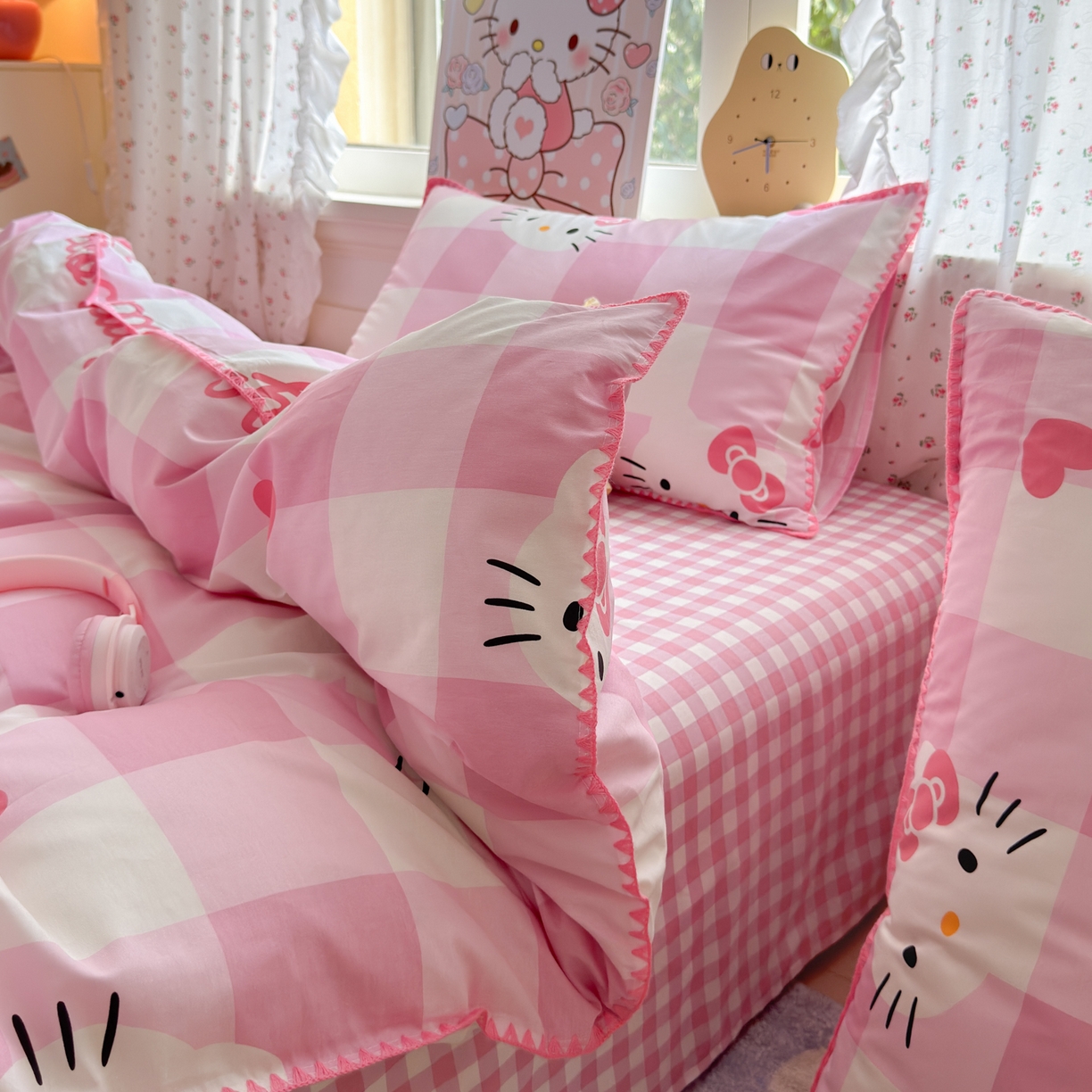 91家纺网 家纺一手货源 找家纺 （总）淑女公社家纺 2025春夏新款全棉纯棉正版三丽鸥KT猫系列四件套