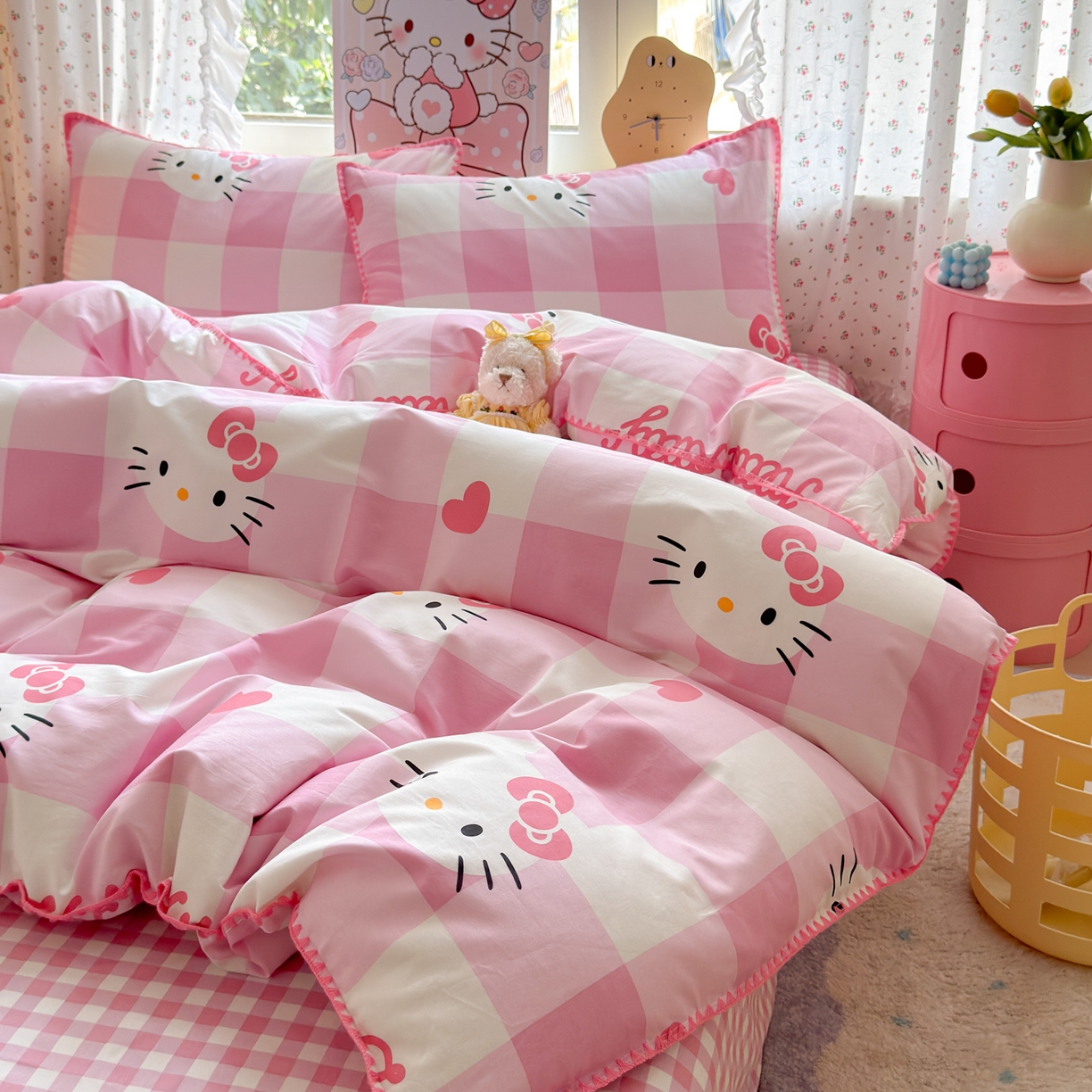 91家纺网 家纺一手货源 找家纺 （总）淑女公社家纺 2025春夏新款全棉纯棉正版三丽鸥KT猫系列四件套