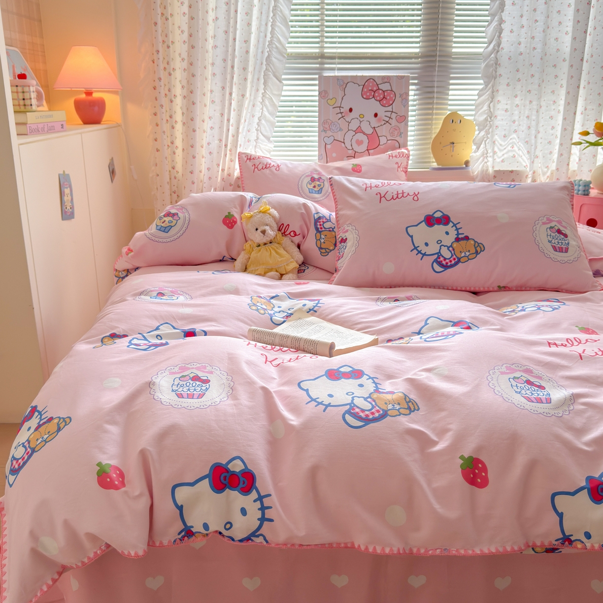 淑女公社家纺 2025春夏新款全棉纯棉正版三丽鸥KT猫系列四件套 草莓KT