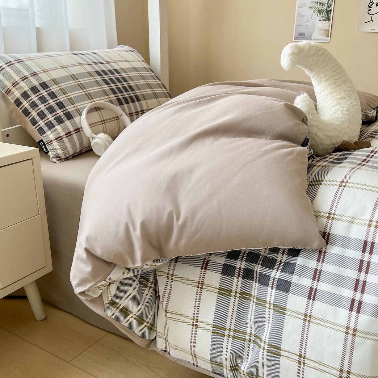 91家纺网 家纺一手货源 找家纺 涵宸2025新款全棉宿舍学生款三件套四件套 琥珀