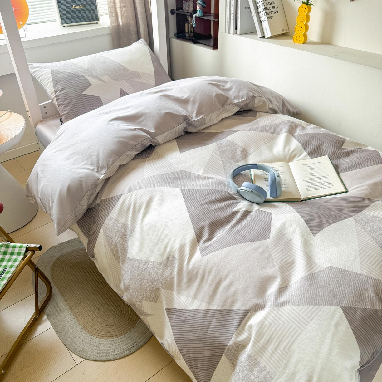 91家纺网 家纺一手货源 找家纺 涵宸2025新款全棉宿舍学生款三件套四件套 几何幻境