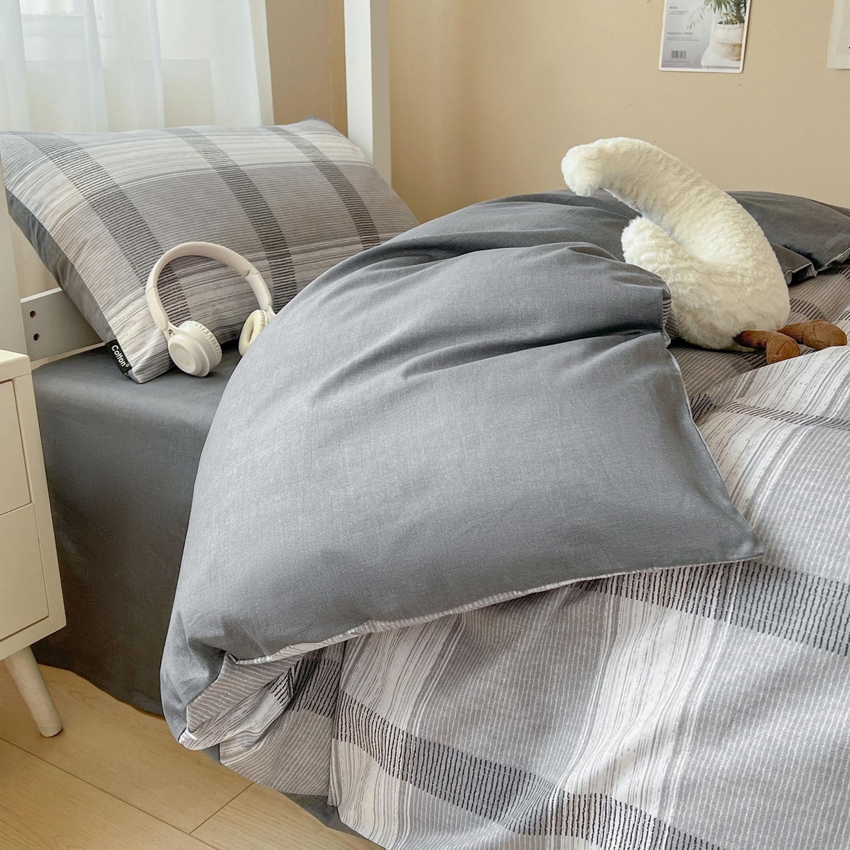 91家纺网 家纺一手货源 找家纺 涵宸2025新款全棉宿舍学生款三件套四件套 洛卡