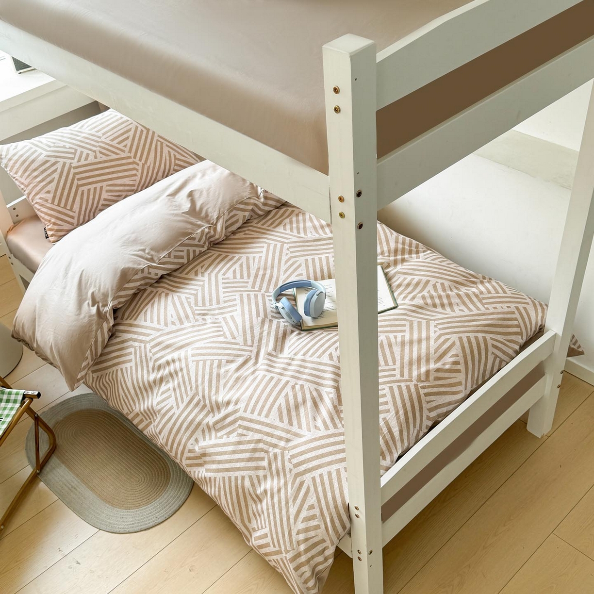 91家纺网 家纺一手货源 找家纺 涵宸2025新款全棉宿舍学生款三件套四件套 艺术图