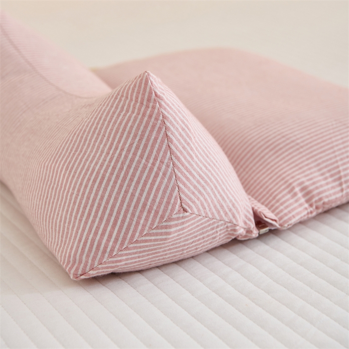 91家纺网 家纺一手货源 找家纺 织布人 2025新款荞麦枕A类纯棉条纹无印风组合牵引颈椎枕头枕芯荞麦护颈枕芯 粉色 三角35x16cm 方枕35x20cm组合枕/只