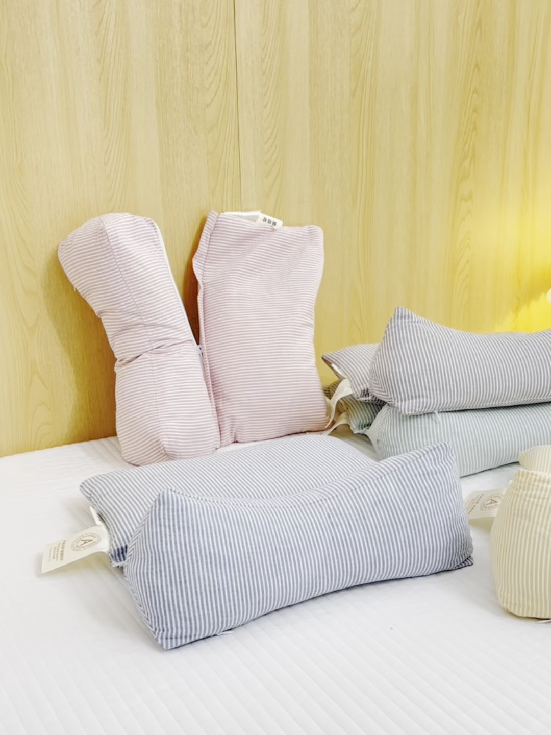 91家纺网 家纺一手货源 找家纺 织布人 2025新款荞麦枕A类纯棉条纹无印风组合牵引颈椎枕头枕芯荞麦护颈枕芯 粉色 三角35x16cm 方枕35x20cm组合枕/只