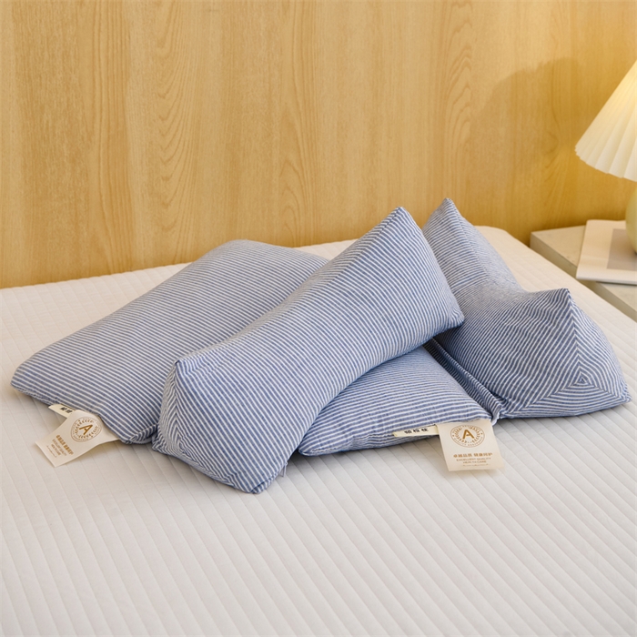 91家纺网 家纺一手货源 找家纺 织布人 2025新款荞麦枕A类纯棉条纹无印风组合牵引颈椎枕头枕芯荞麦护颈枕芯 蓝 三角35x16cm 方枕35x20cm组合枕/只