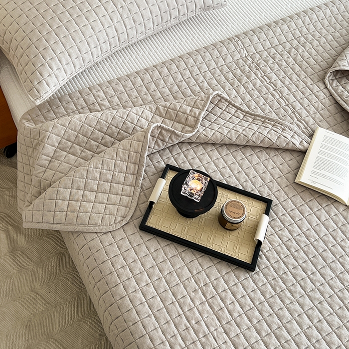 91家纺网 家纺一手货源 找家纺 沐纯家居  2025新款色织棉麻床盖 杏仁咖