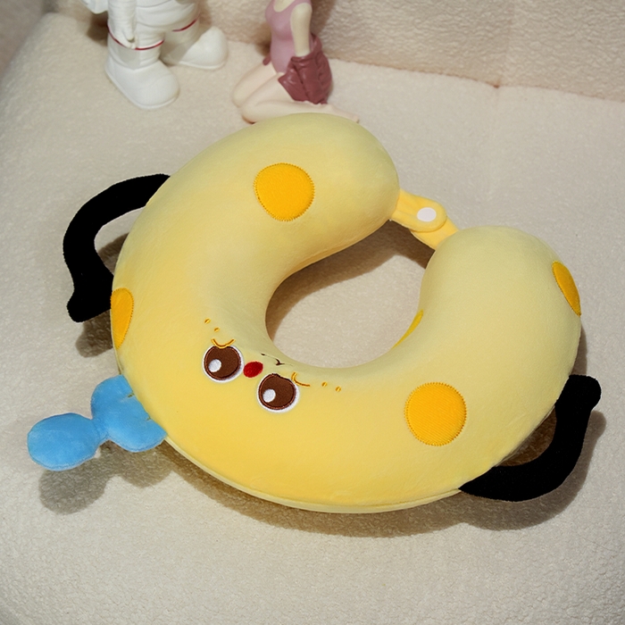 91家纺网 家纺一手货源 找家纺 仟亿莱 2025春夏新款美食系列记忆棉U枕套盒 套盒U枕芝士 17X20cm盒子/个