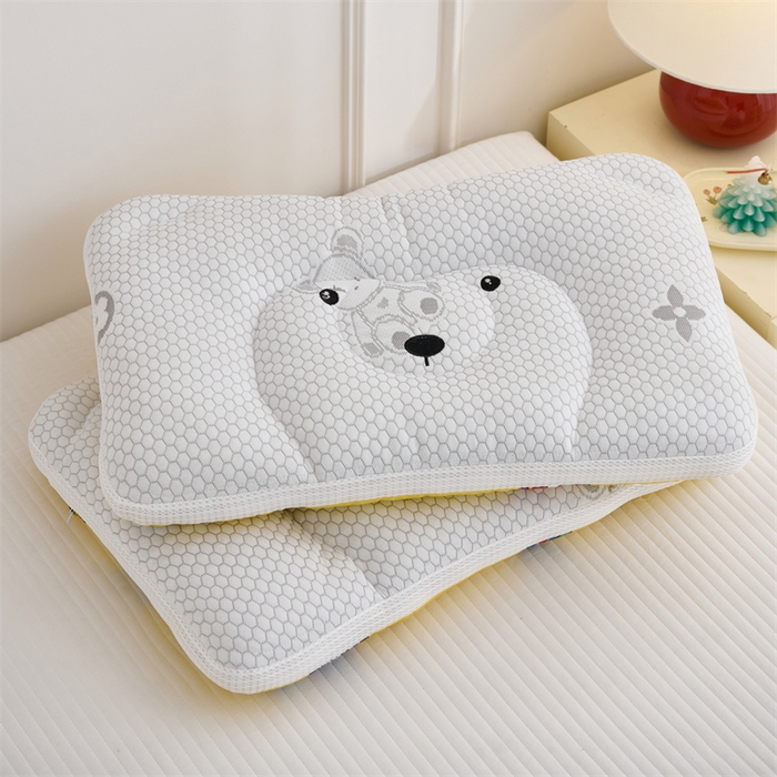 91家纺网 家纺一手货源 找家纺 织布人 2025新款枕芯双面可用儿童枕学生枕头枕芯A版凉豆豆B版全棉卡通枕芯 冰冰熊-小汽车 30x50cm 儿童枕/只