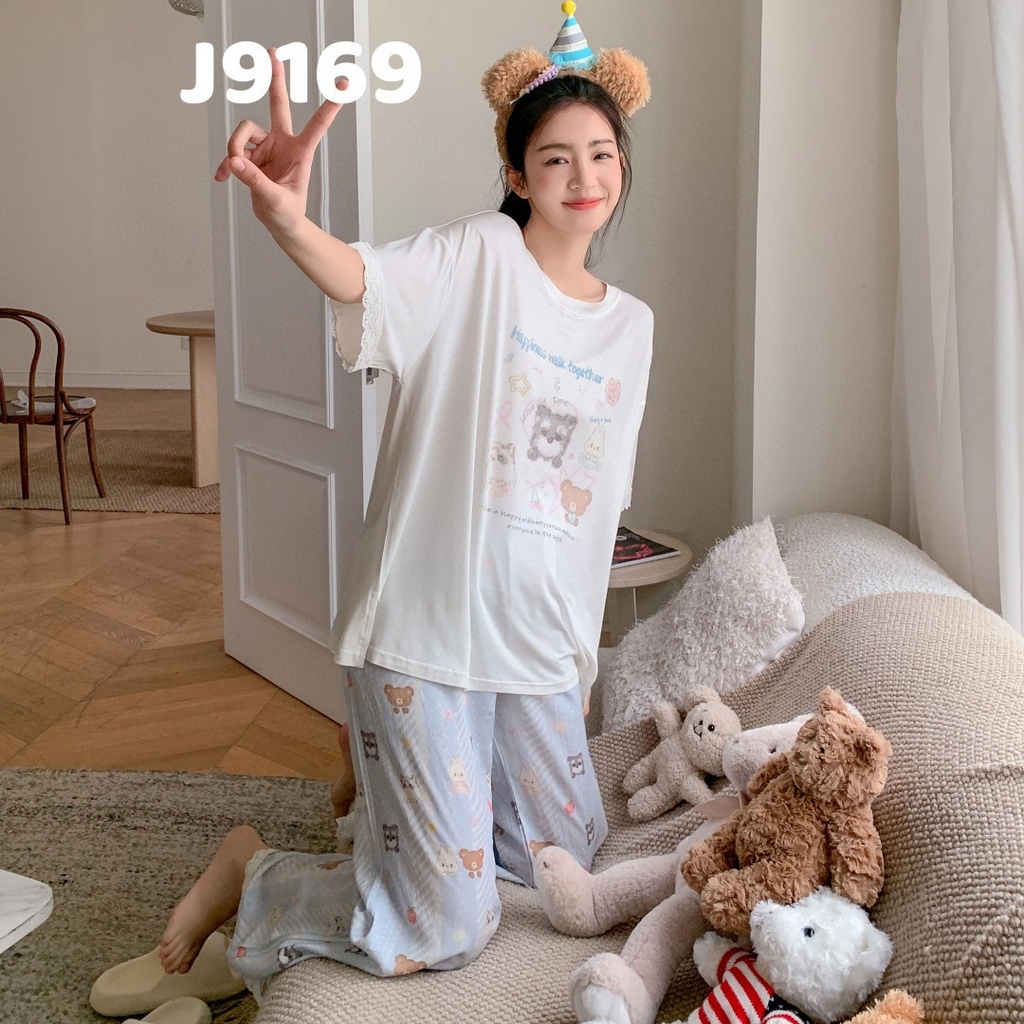 91家纺网 家纺一手货源 找家纺 （总）妍景家居生活馆 2025新款女士短袖长裤睡衣卡通印花宽松休闲可外穿家居服套装-夏目轻歌蓝色