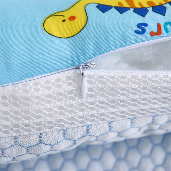 91家纺网 家纺一手货源 找家纺 织布人 2025新款枕芯双面可用儿童枕学生枕头枕芯A版凉豆豆B版全棉卡通枕芯 冰冰熊-蓝恐龙 40x60cm 学生枕/只