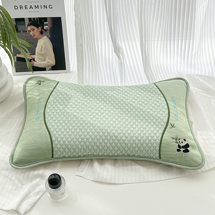 91家纺网 家纺一手货源 找家纺 织布人 2025新款荞麦枕夏凉枕冰豆豆凉感丝枕头茶香枕儿童学生宿舍枕头枕芯 冰豆豆凉感丝-熊猫竹荞麦枕 33x53cm/只