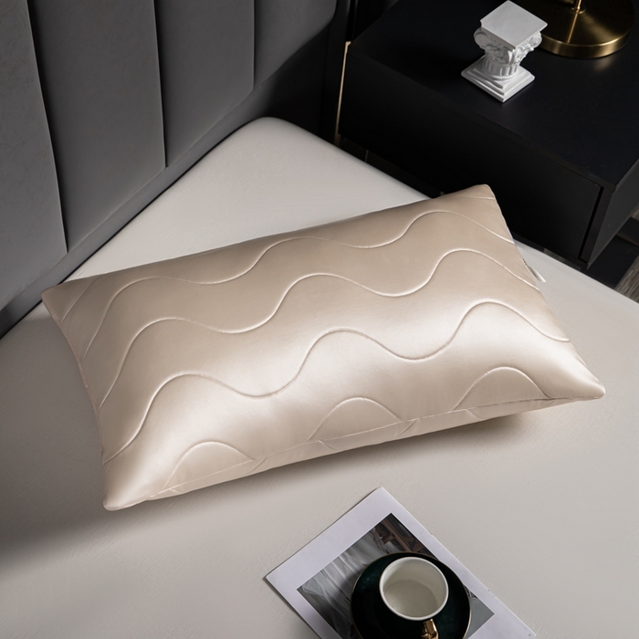 91家纺网 家纺一手货源 找家纺 （总）糖果枕芯2025新款轻奢硅胶枕芯羽丝绒枕头