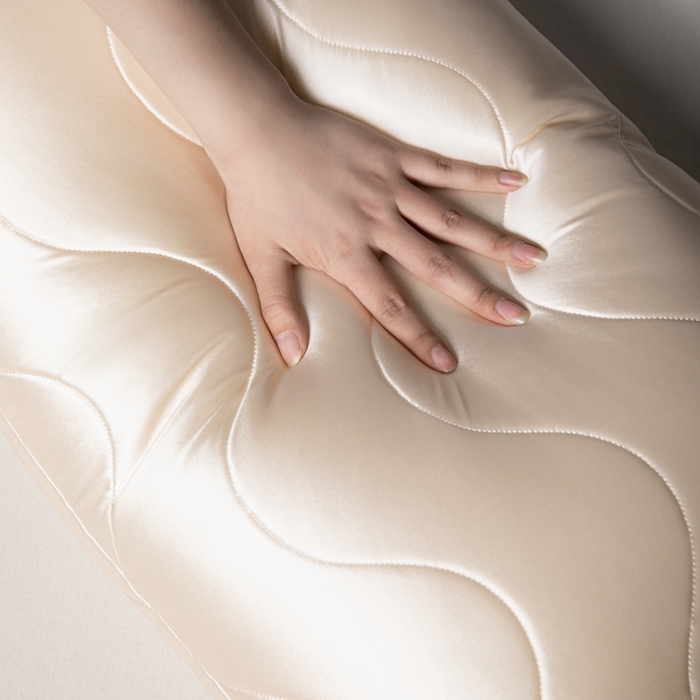 91家纺网 家纺一手货源 找家纺 （总）糖果枕芯2025新款轻奢硅胶枕芯羽丝绒枕头