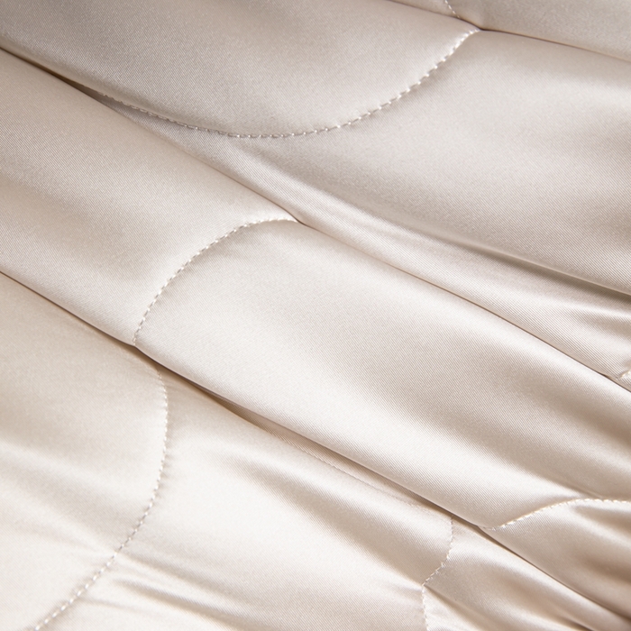 91家纺网 家纺一手货源 找家纺 糖果枕芯2025新款轻奢硅胶枕芯羽丝绒枕头 轻奢硅胶枕-灰金42*70cm