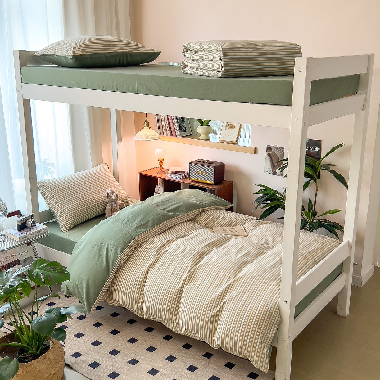 91家纺网 家纺一手货源 找家纺 宝士康家纺 2025春夏新款简约水洗棉学生三件套宿舍三件套上下铺三件套套件学生六件套套件（床单款） 小绿条