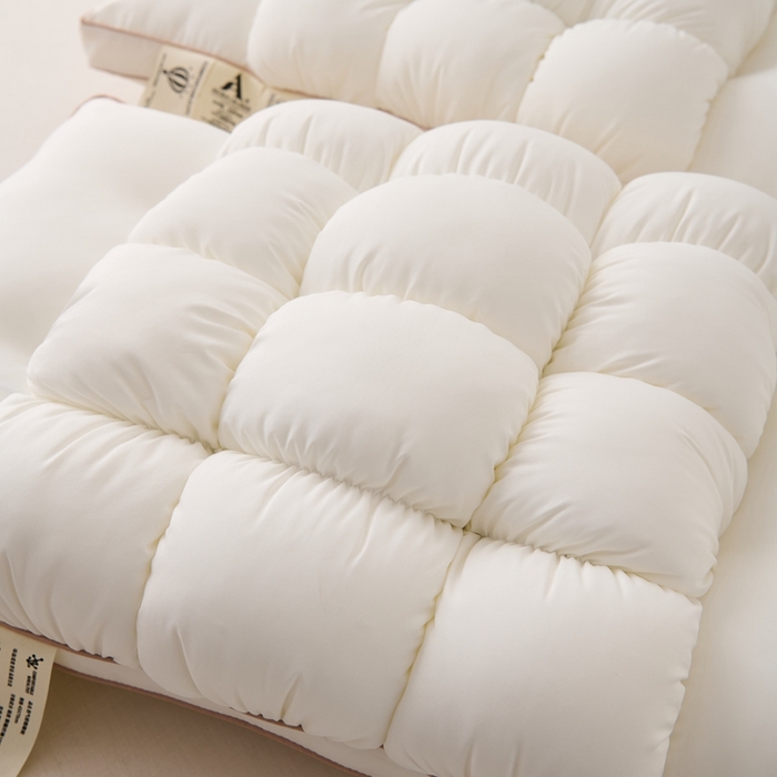 91家纺网 家纺一手货源 找家纺 卓昌2025新款热气球面包枕枕头枕芯 白色一只48*74cm