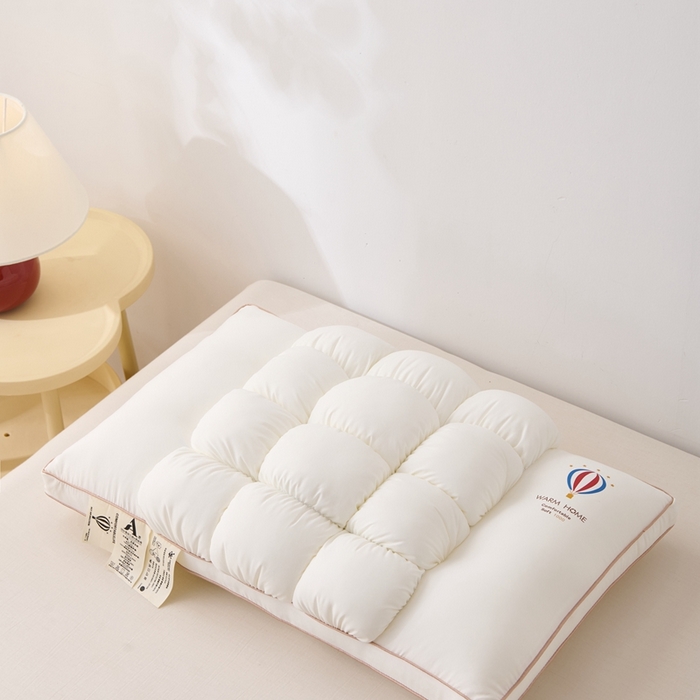 91家纺网 家纺一手货源 找家纺 卓昌2025新款热气球面包枕枕头枕芯 白色一只48*74cm