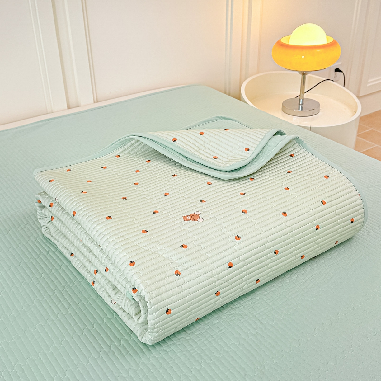 91家纺网 家纺一手货源 找家纺 橘夏家纺 2025新款莱赛尔天丝轻奢风多功能枕套单品枕套枕套单件 草莓小熊-绿