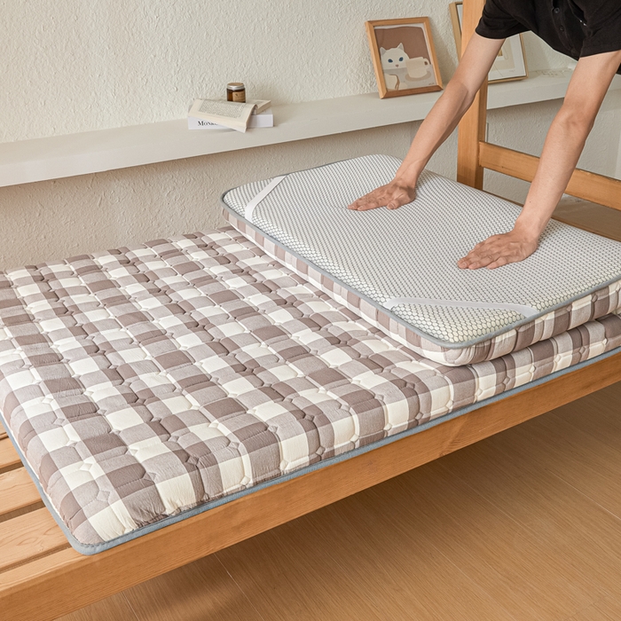 91家纺网 家纺一手货源 找家纺 （总）暖季2025新款A类无印风学生款 棉花床垫