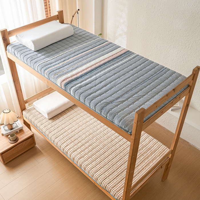 91家纺网 家纺一手货源 找家纺 暖季2025新款A类无印风学生款 棉花床垫 咖小格