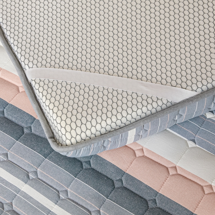 91家纺网 家纺一手货源 找家纺 暖季2025新款A类无印风学生款 棉花床垫马里奥灰