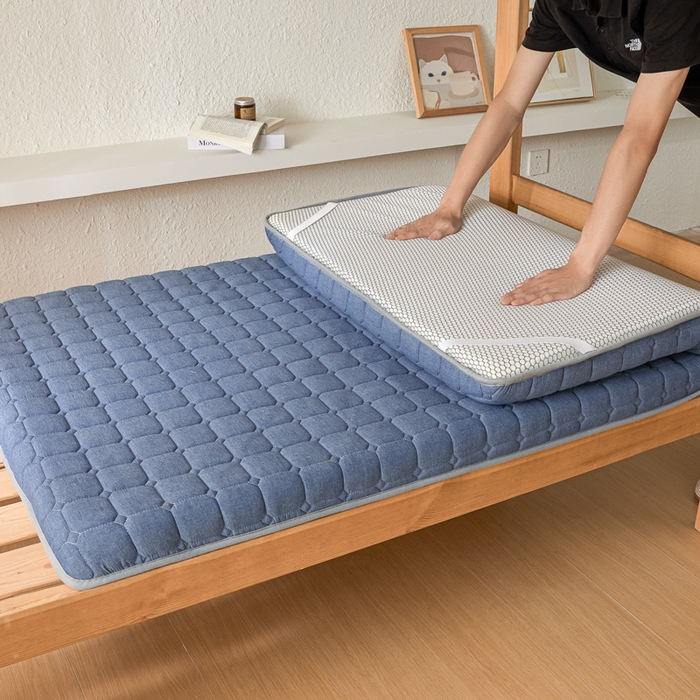 91家纺网 家纺一手货源 找家纺 暖季2025新款A类无印风学生款 棉花床垫 深蓝