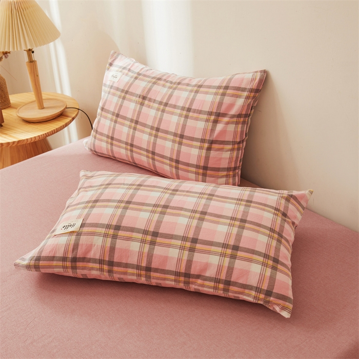 91家纺网 家纺一手货源 找家纺 恋人优选2025新款纯棉色织水洗贴标枕套 莫妮粉