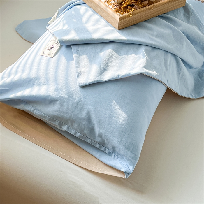 91家纺网 家纺一手货源 找家纺 恋人优选2025新款纯棉色织水洗贴标枕套 浅蓝-米