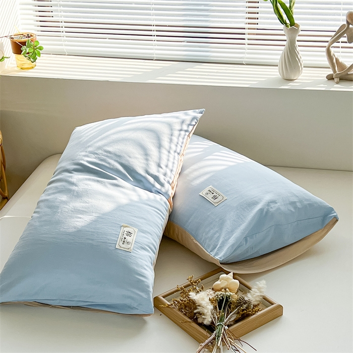 91家纺网 家纺一手货源 找家纺 恋人优选2025新款纯棉色织水洗贴标枕套 浅蓝-米