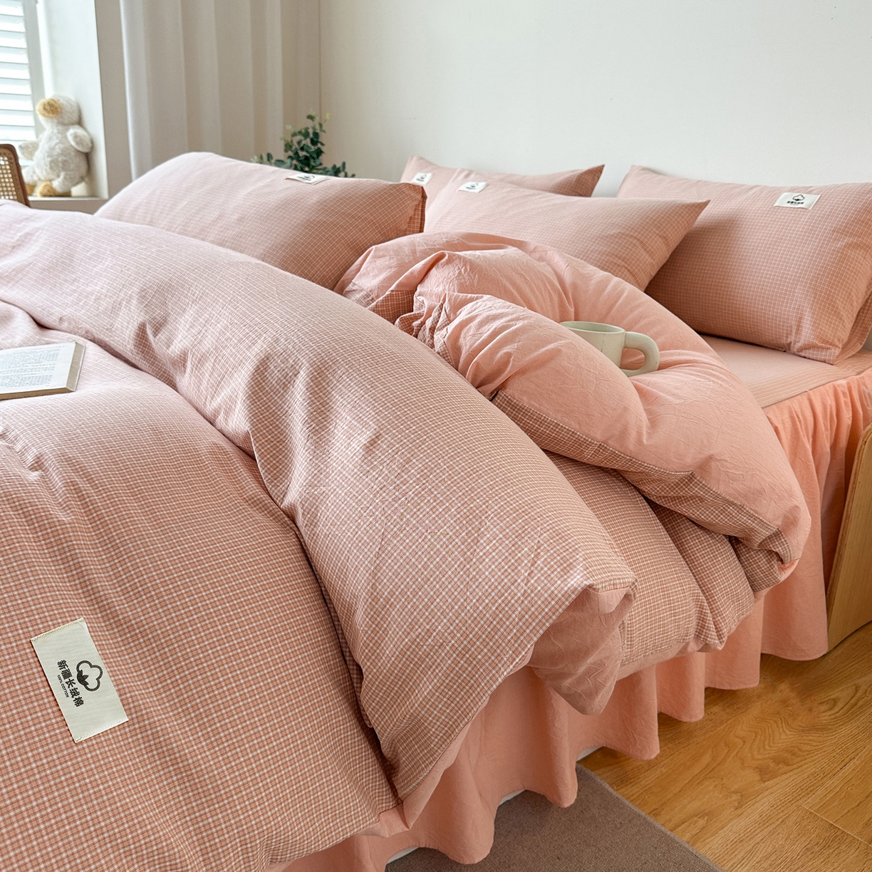 91家纺网 家纺一手货源 找家纺 笠裙家纺2025新款色织全棉床裙床罩 水洗棉 粉青年