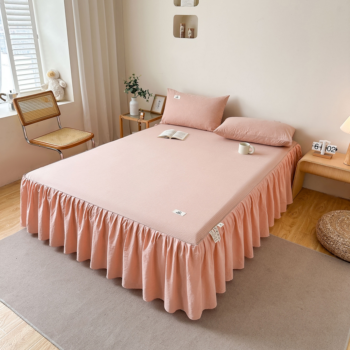 91家纺网 家纺一手货源 找家纺 笠裙家纺2025新款色织全棉床裙床罩 水洗棉 粉青年