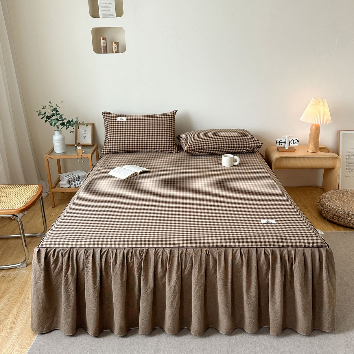 91家纺网 家纺一手货源 找家纺 笠裙家纺2025新款色织全棉床裙床罩 水洗棉 芸素咖